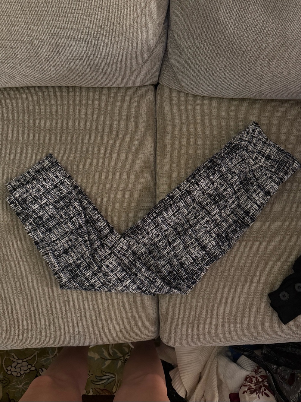 Roz & Ali Black and White Textured Dress Pants